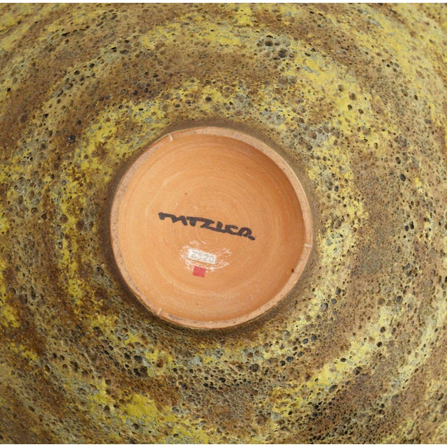 Gertrud and Otto Natzler Important Large Sulphur Crater Bowl 1959 For Sale In Chicago - Image 6 of 9