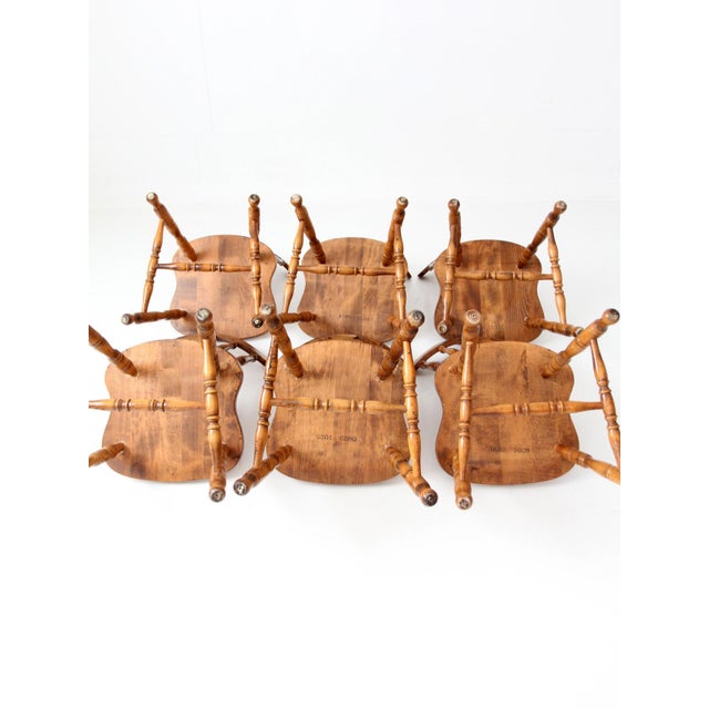 Mid-Century Colonial Revival Spindle Back Wood Dining Chairs Set of 6 For Sale - Image 4 of 15