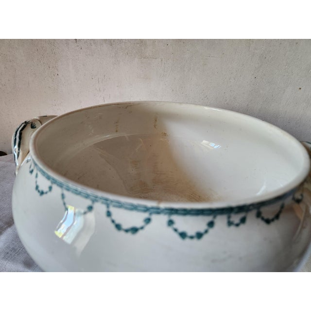 French Forest Green Floral Earthenware Soup Tureen from Sarregeumines, 1880s For Sale - Image 15 of 17