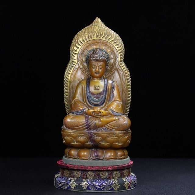 An extraordinary and monumental collector's piece: A complete set of three Shoushan stone Buddha sculptures, representing...