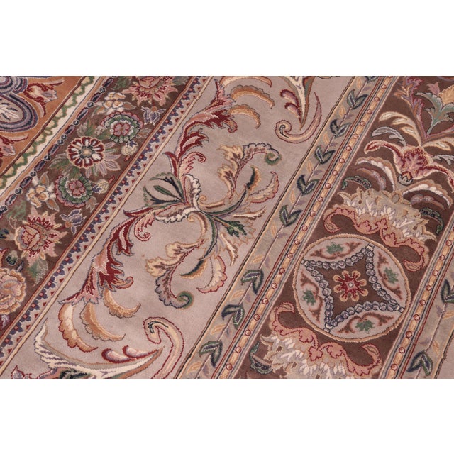 Art Nouveau 1990's Pak-Persian Gray/Brown Wool Rug - 9'3'' X 12'6'' For Sale In New York - Image 6 of 9