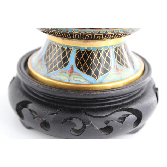 Vintage Chinese Cloisonné Butterfly Vase 9.5" W/ Stand Beijing Arts & Crafts For Sale In Dallas - Image 6 of 11
