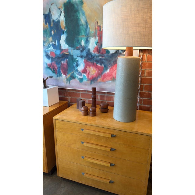 Mid 20th Century Monumental Marshall Studios Martz Signed Ceramic Table Lamp With Original Walnut Finial For Sale - Image 13 of 18