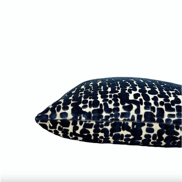 Contemporary Navy Speckle Velvet Throw Pillow With Feather Down Insert For Sale - Image 3 of 6