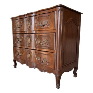 Vintage French Provincial Louis XV-Style Carved Wood Three-Drawer Commode / Chest For Sale