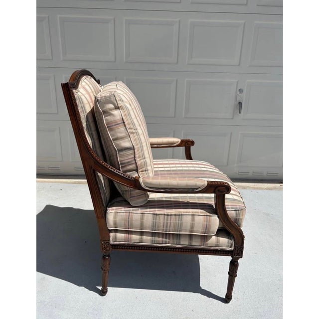 French Provincial Early 20th Century Sherrill Furniture French Provincial Louis XVI Style Upholstered Lounge Arm Chair For Sale - Image 3 of 10