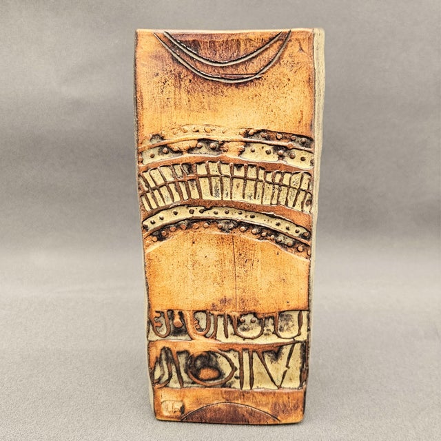 Ceramic Ceramic Vase by Louis Hudson, 1970s For Sale - Image 7 of 7