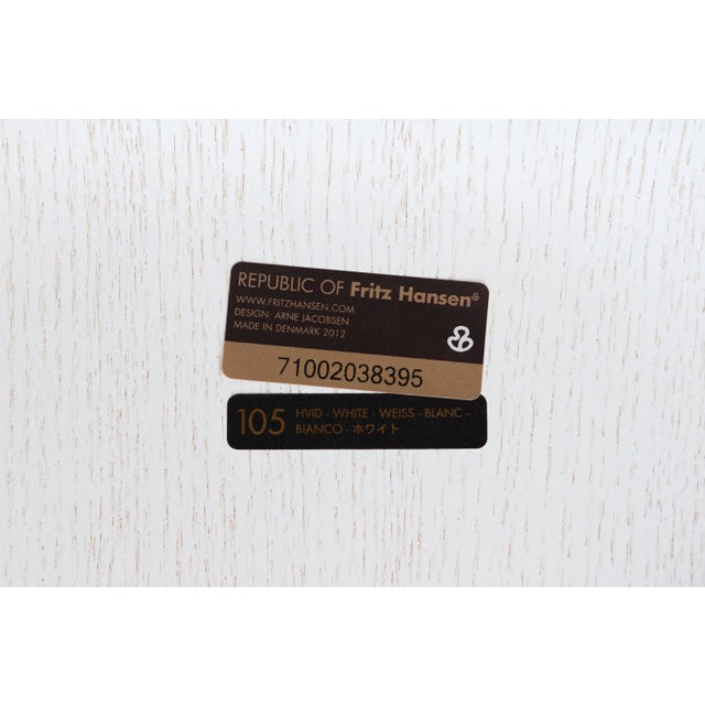 Mid-Century Danish Arne Jacobsen for Fritz Hansen White Series 7 Chairs - Set of 4 For Sale - Image 16 of 18