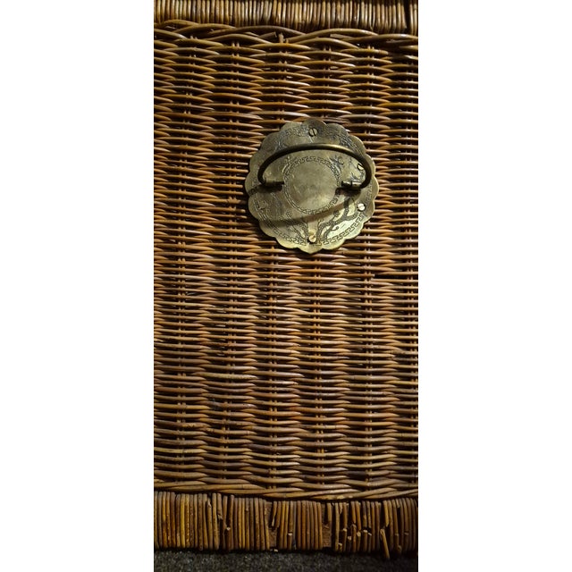 Wood Wicker Rattan Vintage Chinoiserie Brass Trunk Storage Chest Mid 20th Century For Sale - Image 7 of 8
