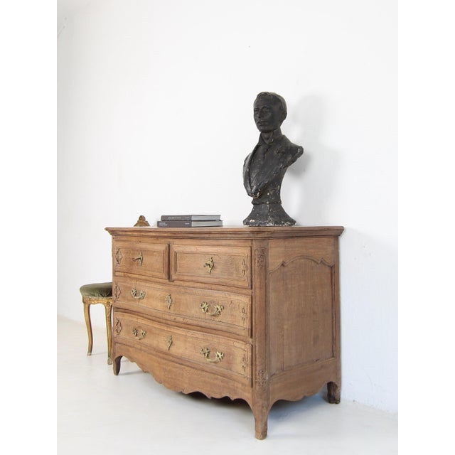 Baroque 18th Century Liège Baroque Curved Chest of Drawers For Sale - Image 3 of 18