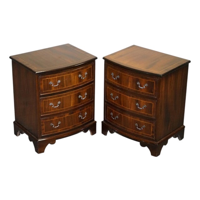 Vintage English Bedside Tables, Set of 2 For Sale