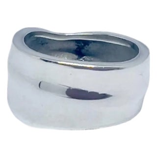 1990s Tiffany & Co Leaf Ring Size 4.5 Sterling Silver 5 Grams Estate For Sale
