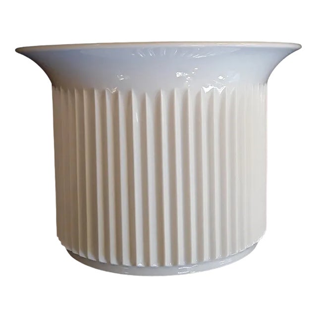 Vintage German Flower Vase in White Corrugated, Glazed Porcelain from Meissen, 1970s For Sale