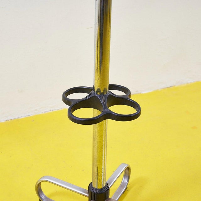 Coat Rack in Chrome Metal For Sale - Image 4 of 8