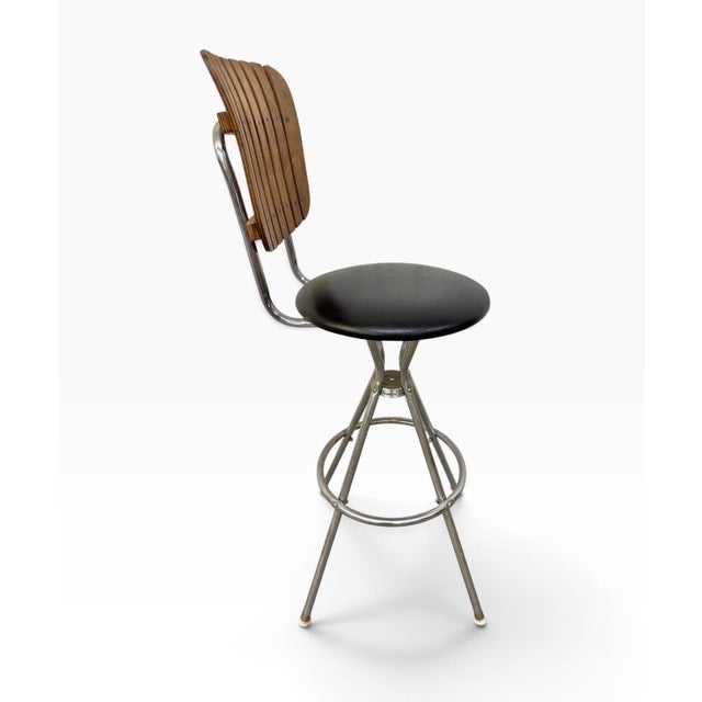 1960s Mid-Century Modern Umanoff Style Slatted Swivel Bar Stools - Set of 4 For Sale - Image 5 of 6