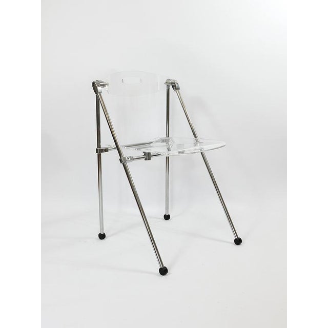Postmdern Acrylic & Chrome Folding Chair in the style of Piretti Castelli, Italy, 1980s For Sale - Image 4 of 18