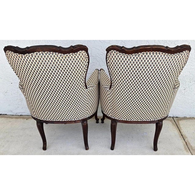 Pair of Antique French Provincial Louis XV Walnut Bergere Armchairs For Sale In Miami - Image 6 of 18