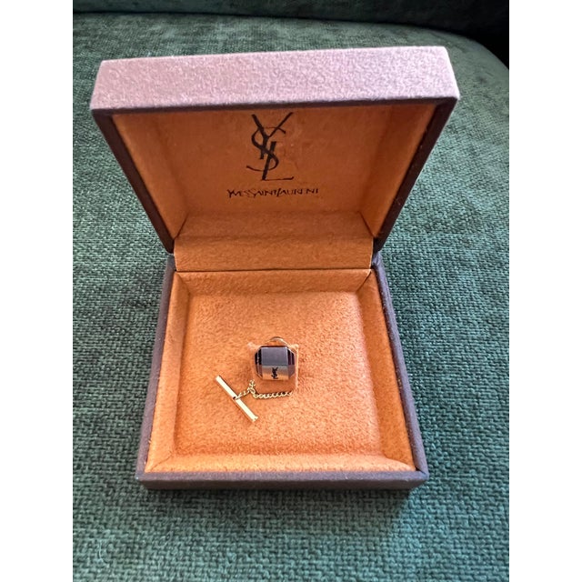 Rare Vintage Yves Saint Tie Pin, Gold Plate & Steel, logo "Circa 1990s" For Sale - Image 18 of 18