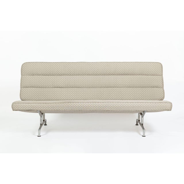 Vintage Mid-Century Modern Eames Model 3473 Tan Sofa for Herman Miller, 1960s For Sale - Image 9 of 16