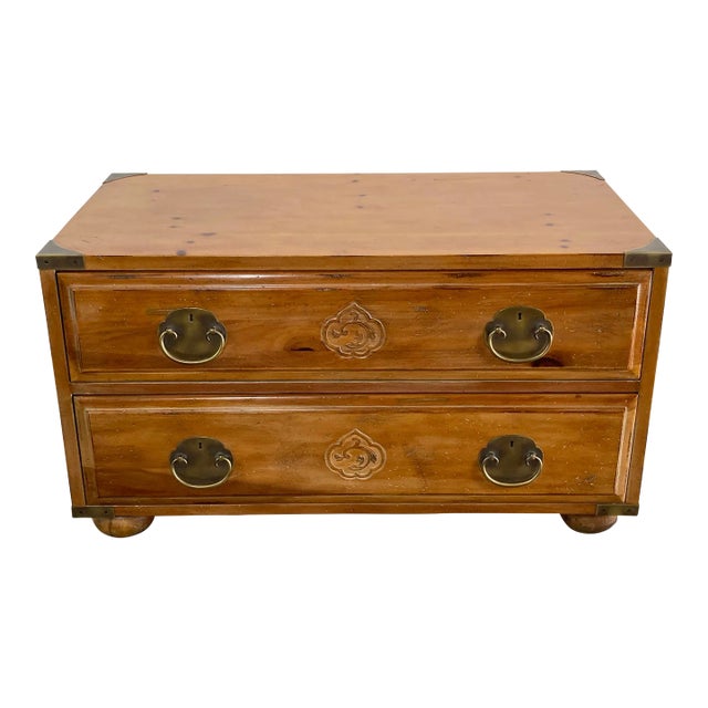 Vintage Henredon Two Drawer Campaign Chest For Sale