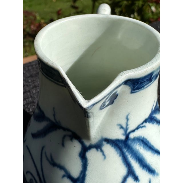 Chinoiserie Antique English Worcester Sparrow-Beak Cream Jug, Circa 1770–1785 For Sale - Image 3 of 14