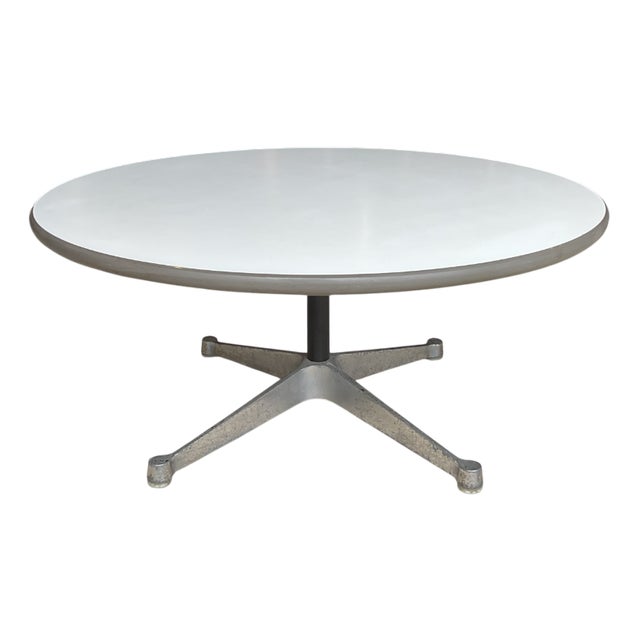 Vintage Round Coffee Table by Charles and Ray Eames for Herman Miller For Sale