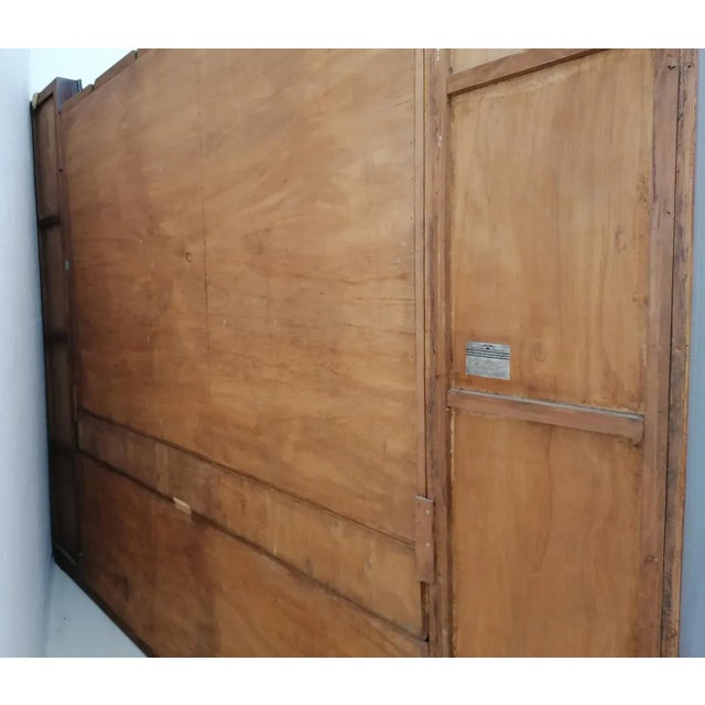 Walnut Sideboard with Mirrors by Guglielmo Ulrich for Ar.Ca, 1940s For Sale - Image 10 of 13