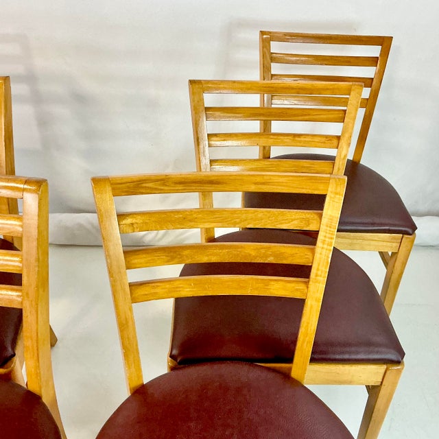 1940s Vintage Art Deco Italian Honey Stained Maple Back Slat Dining Chairs - Set of 6, After Gio Ponti For Sale - Image 6 of 13