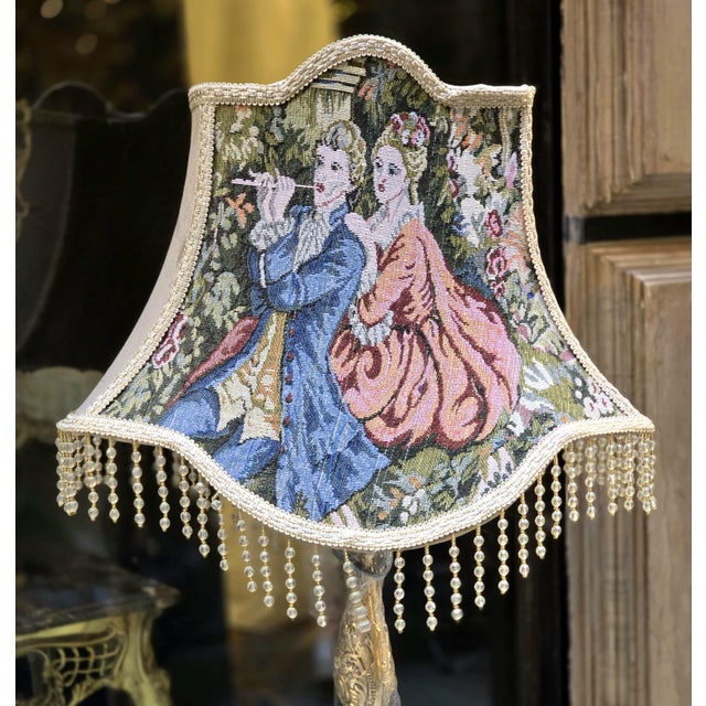 French French-Style Gilded Floor Lamp – Scenic Tapestry Shade With Crystal Fringe & Ornate Gold Leaf Stand For Sale - Image 3 of 3