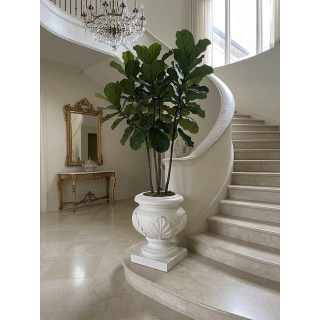 White Neoclassical Style Cast Resin Cache Pot With Acanthus Leaf Detail For Sale - Image 8 of 11