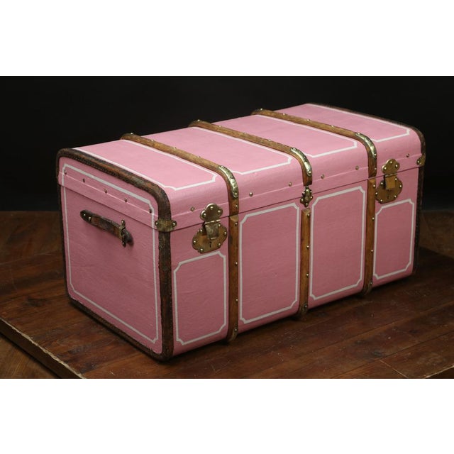 Pink Curved Mail Trunk, 1920s For Sale - Image 6 of 9