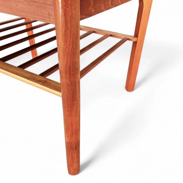 Mid 20th Century Mid Century Møbelfabrikken Toften Danish Modern Teak Side Table With Slatted Shelf For Sale - Image 5 of 10