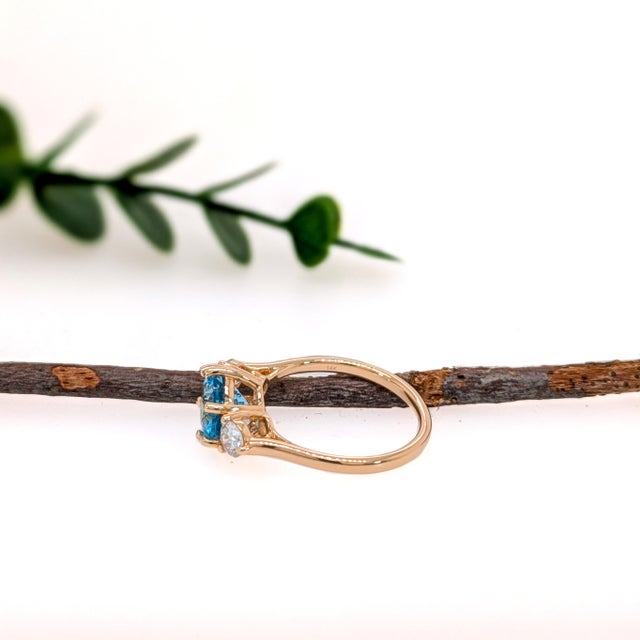 2 Carat Swiss Topaz Ring W Natural Diamonds in Solid 14k Yellow Gold, Size 6.75 For Sale In Columbus - Image 6 of 6