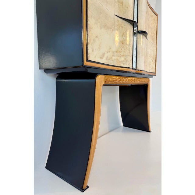 1940s Italian Art Deco Bar Cabinet in Parchment attributed to Paolo Buffa, Italy, 1940s For Sale - Image 5 of 18