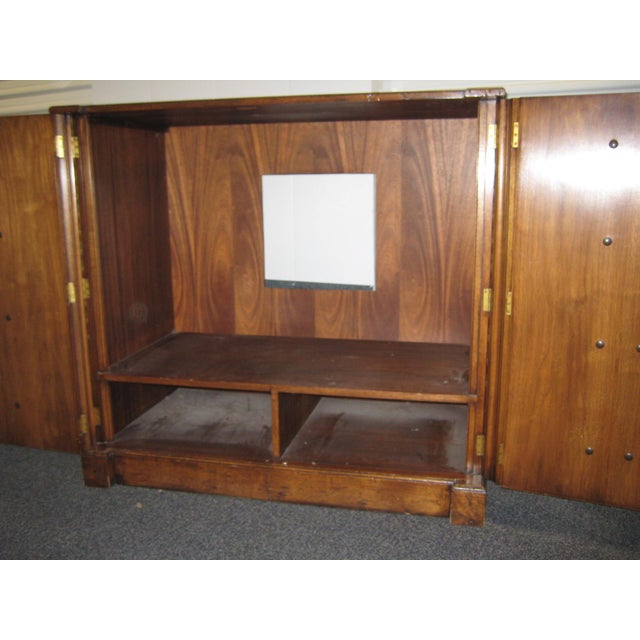 Yorkshire House British Colonial Style Burlwood Entertainment Chest / Media Cabinet, Attributed For Sale In Miami - Image 6 of 7