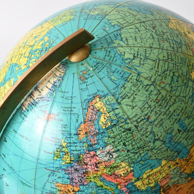 Metal Vintage German Illuminated World Globe from JRO, 1970s For Sale - Image 7 of 15
