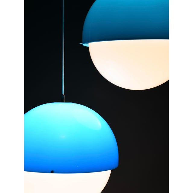 Model 4021 Blue Methacrylate Pendant Lamp by Luigi Bandini Buti for Kartell, Italy, 1960s For Sale - Image 10 of 18