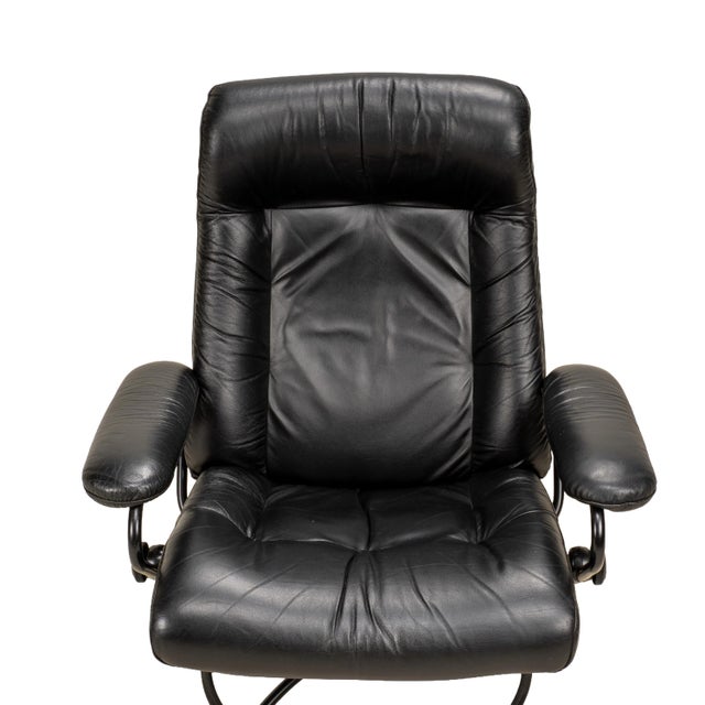 1980s Vintage Ekornes Stressless Black Leather Recliner & Ottoman Made in Norway For Sale - Image 10 of 16