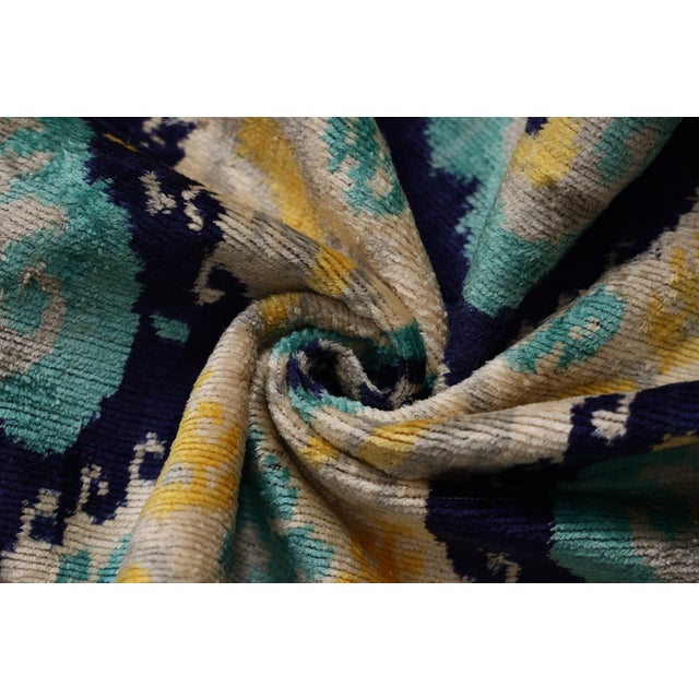 The Azure & Gold Medallion Silk Velvet Pillow - 20" X 20" For Sale In San Francisco - Image 6 of 8