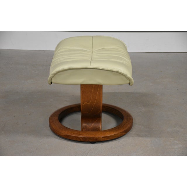 1990s 1990s Ekornes Stressless Off White Cream Leather Teak Ottoman For Sale - Image 5 of 7