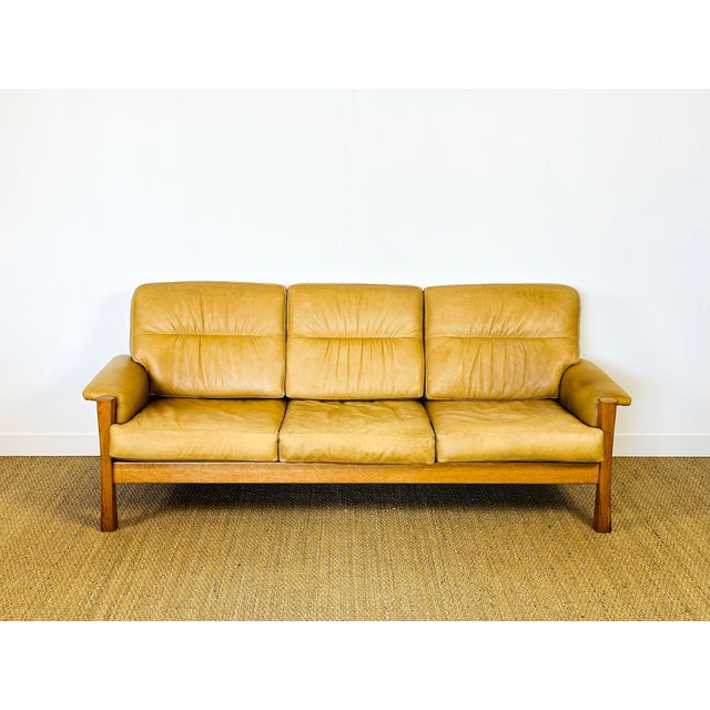 1960s Scandinavian Living Room Set in Leather and Oak in the style of Pierre Chapo, 1960s, Set of 3 For Sale - Image 5 of 18