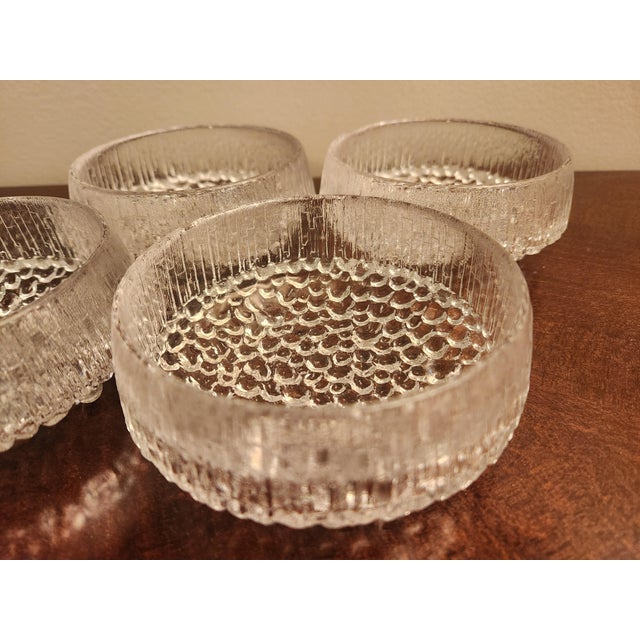 1960s Vintage Iittala Ultima Thule 3 Toed Round Dessert Fruit Bowls, Finland- Set of 4 For Sale - Image 5 of 12