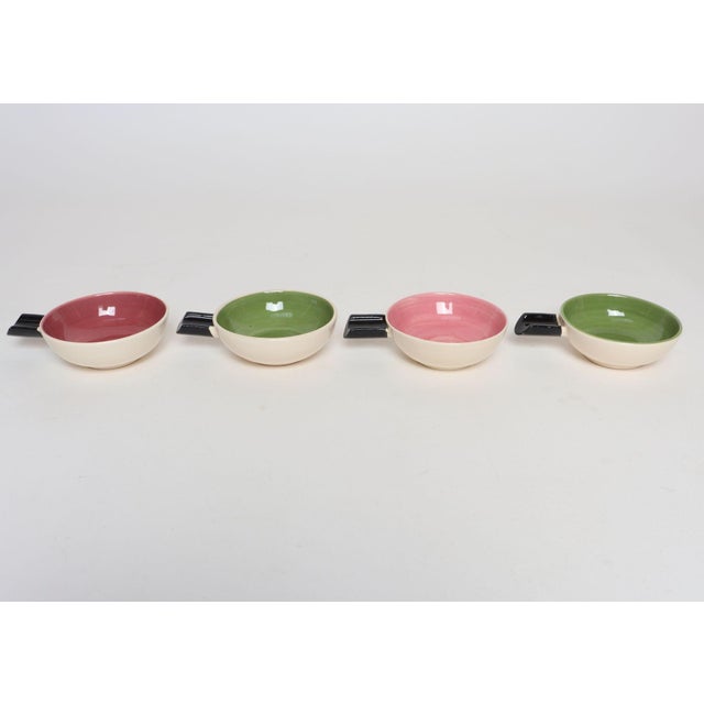 Set of Four Vintage Green and Pink Ceramic Ramekins/Ashtrays by Charles Wilton For Sale - Image 4 of 16