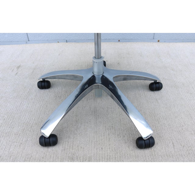 Knoll Generation Ergonomic Office Desk Chair in Gray and Black, Fully Adjustable For Sale - Image 11 of 12