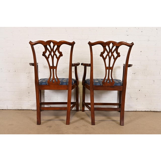 Baker Furniture Style Georgian Carved Mahogany Dining Chairs, Set of Ten For Sale - Image 10 of 11