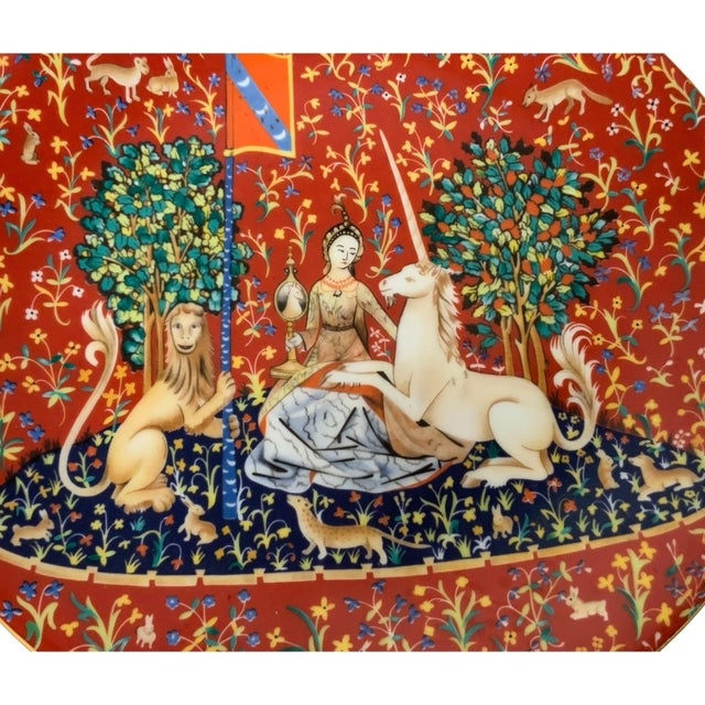 1970s Vintage Haviland Limoges La Dame a La Licorne Plates Sight & Smell 1978 & 1980 in Boxes For Sale - Image 5 of 11