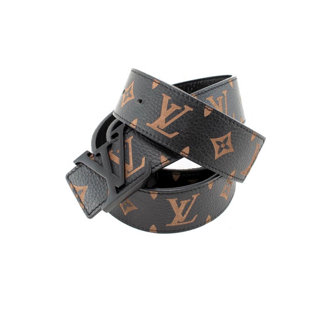 Brand: Louis Vuitton Gender: Ladies Length: 44.00 inches Width: 40.00 mm Weight: 138.20 grams Discontinued Louis Vuitton...