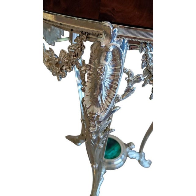 Antique French Malachite and Silvered Bronze Occasional Tables, 20th Century, Set of 2 For Sale - Image 10 of 13