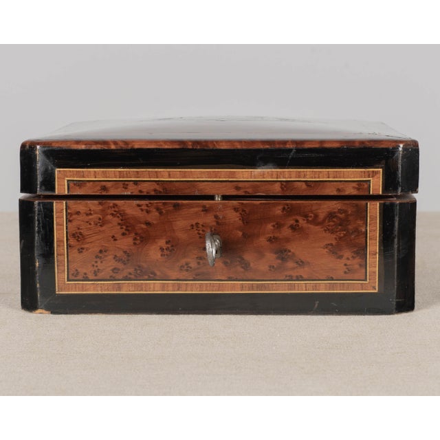 19th Century Napoleon III Marquetry Box, Mother of Pearl Inlay For Sale In Orlando - Image 6 of 11