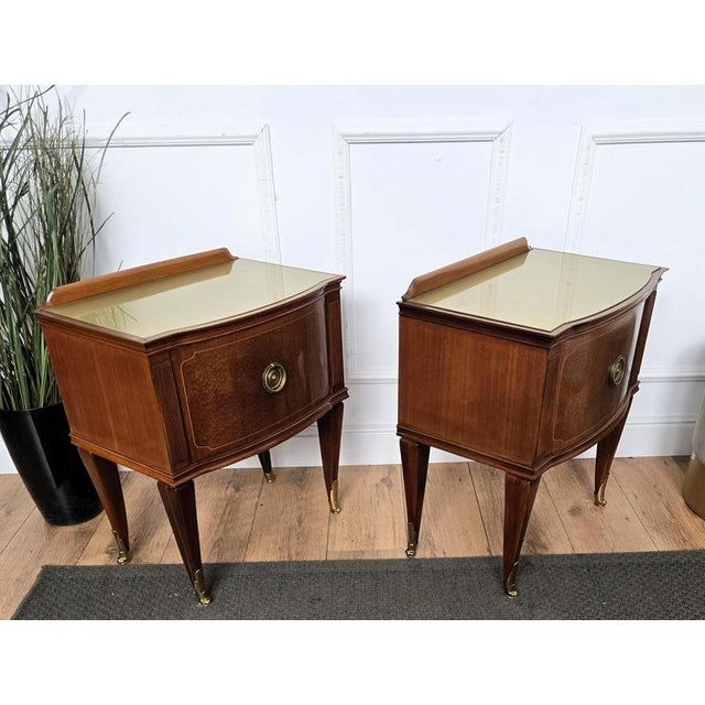 Brown Mid-Century Italian Art Deco Style Nightstands in Walnut with Glass Tops, 1950s, Set of 2 For Sale - Image 8 of 11